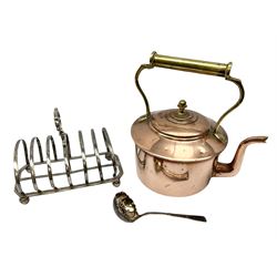 Silver plated seven bar toast rack of rounded rectangular form, raised on four bun feet, stamped A.W & Co., together with a sugar sifter spoon and copper kettle with brass handle and finial