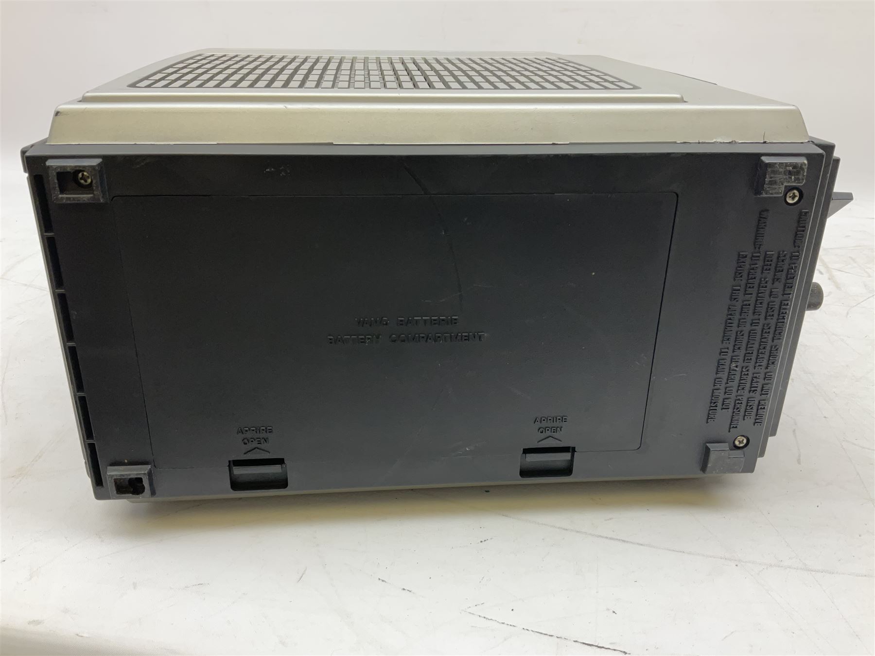 Alba TR10 Portable black and white TV with 3 band radio and Matsu travel clock radio