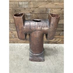 Large Victorian T shaped salt glazed terracotta chimney pot 