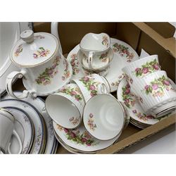Queen's tea service for six decorated in the 'Woman and Home' pattern, together with a quantity of Noritake Legendary Willem tea and dinner wares in one box