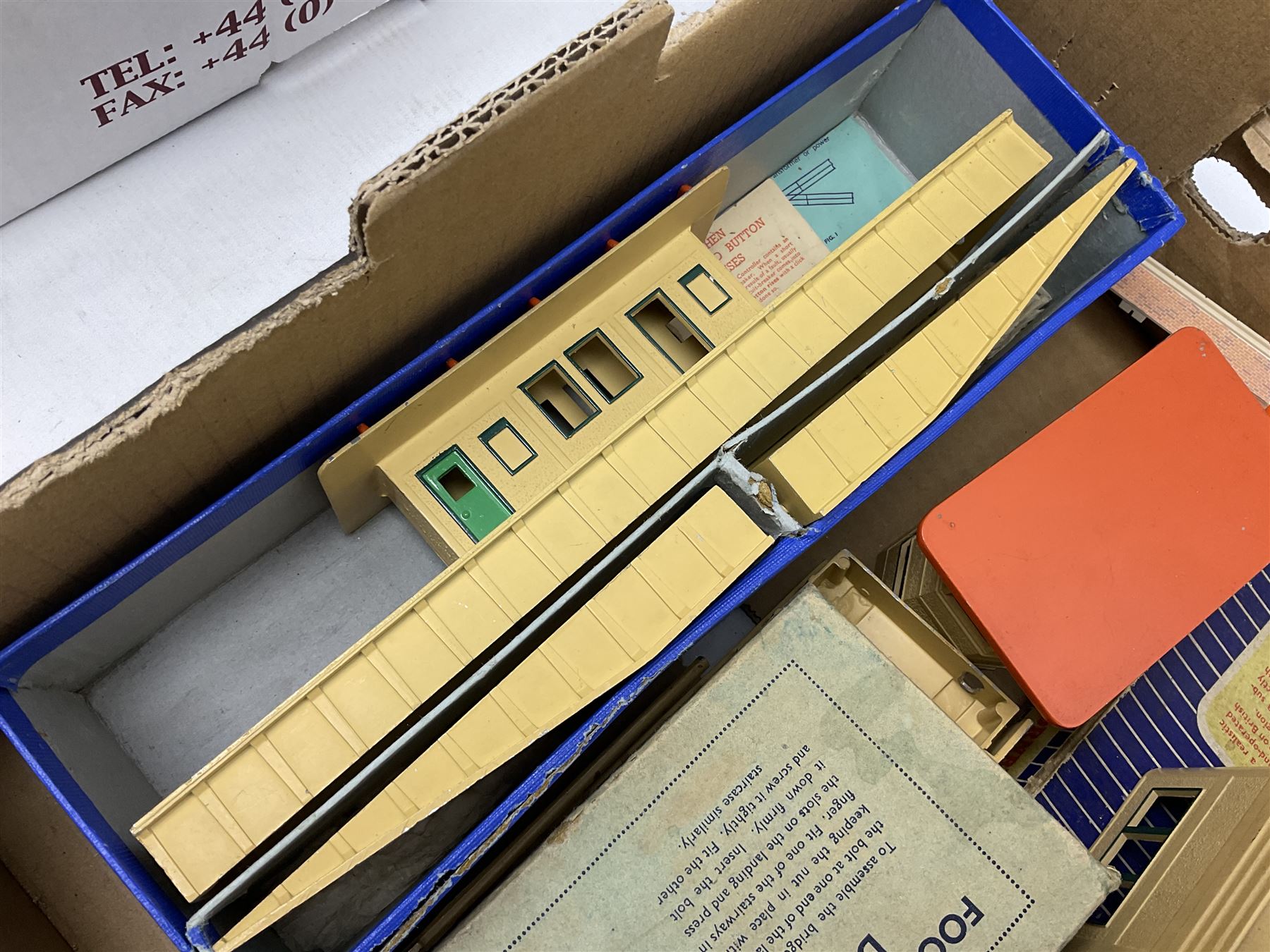 Hornby Dublo - D1 Turntable, D1 Island Platform and D1 Footbridge; all boxed; Through Station, Girder Bridge, signal box, level crossing, footbridge, quantity of buffer stops, power controller etc; unboxed