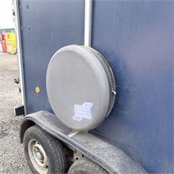 Ifor Williams HB505R horse trailer