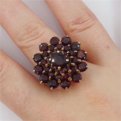 9ct gold large garnet cluster ring, hallmarked