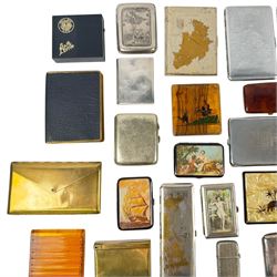 Collection of 20th century cigarette holders, including wooden,  faux tortoiseshell, metal and plastic etc 