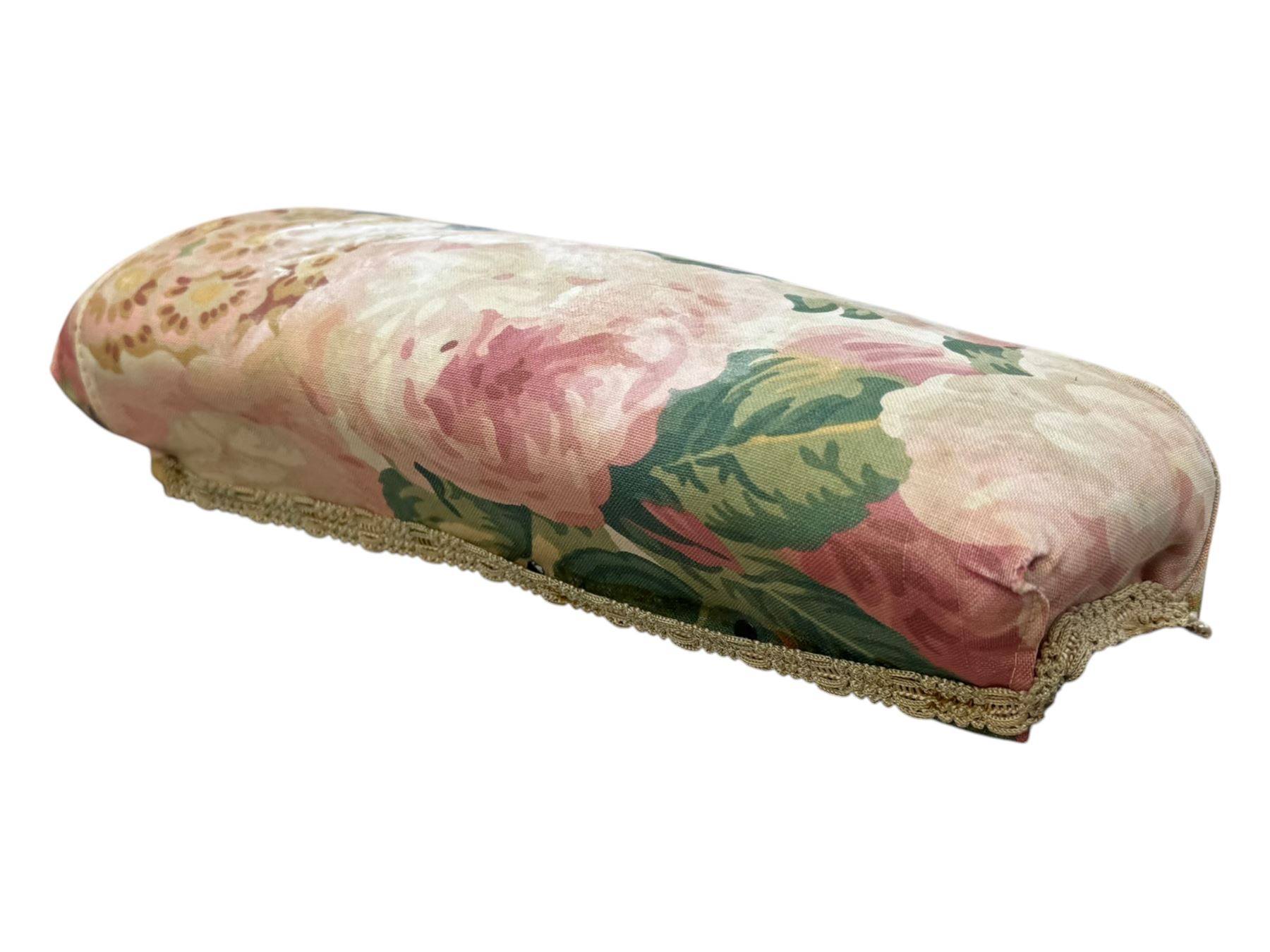 Edwardian mahogany three seater settee, upholstered in floral fabric. Shield back with padded armrests and cabriole legs  