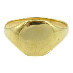 Gold signet ring, stamped 18ct