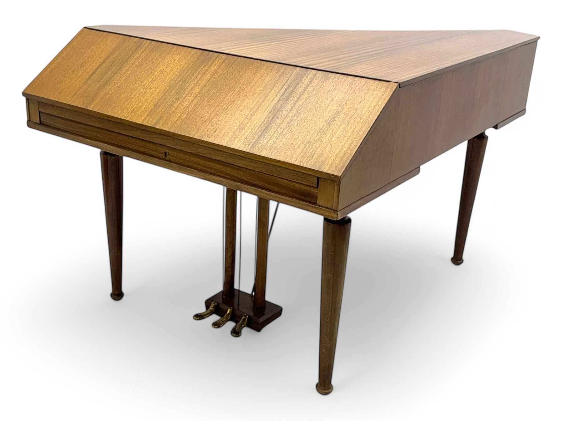 William de Blaise of London- mid 20th century Cembalo Traverso one manual Harpsichord in a teak case, with a five octave F1-f3 compass, two sets of strings and two rows of jacks, with three pedals and one hand stop, with one 8' and one 4', harp and piano to to 8', with a folding music desk and key fall, tuning key and tuning fork.
