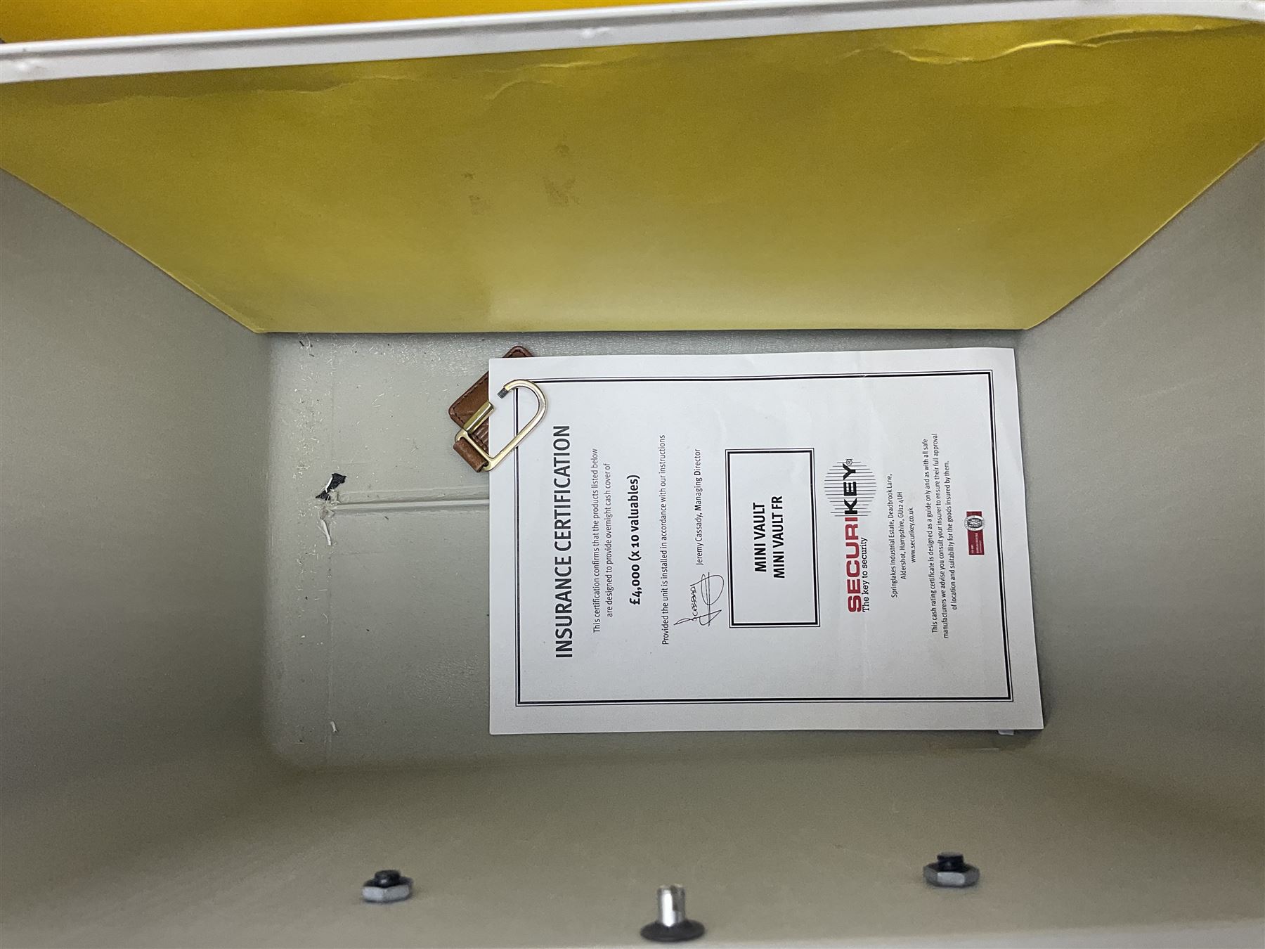 Sentry 1170 portable safe, with key, H34.5cm