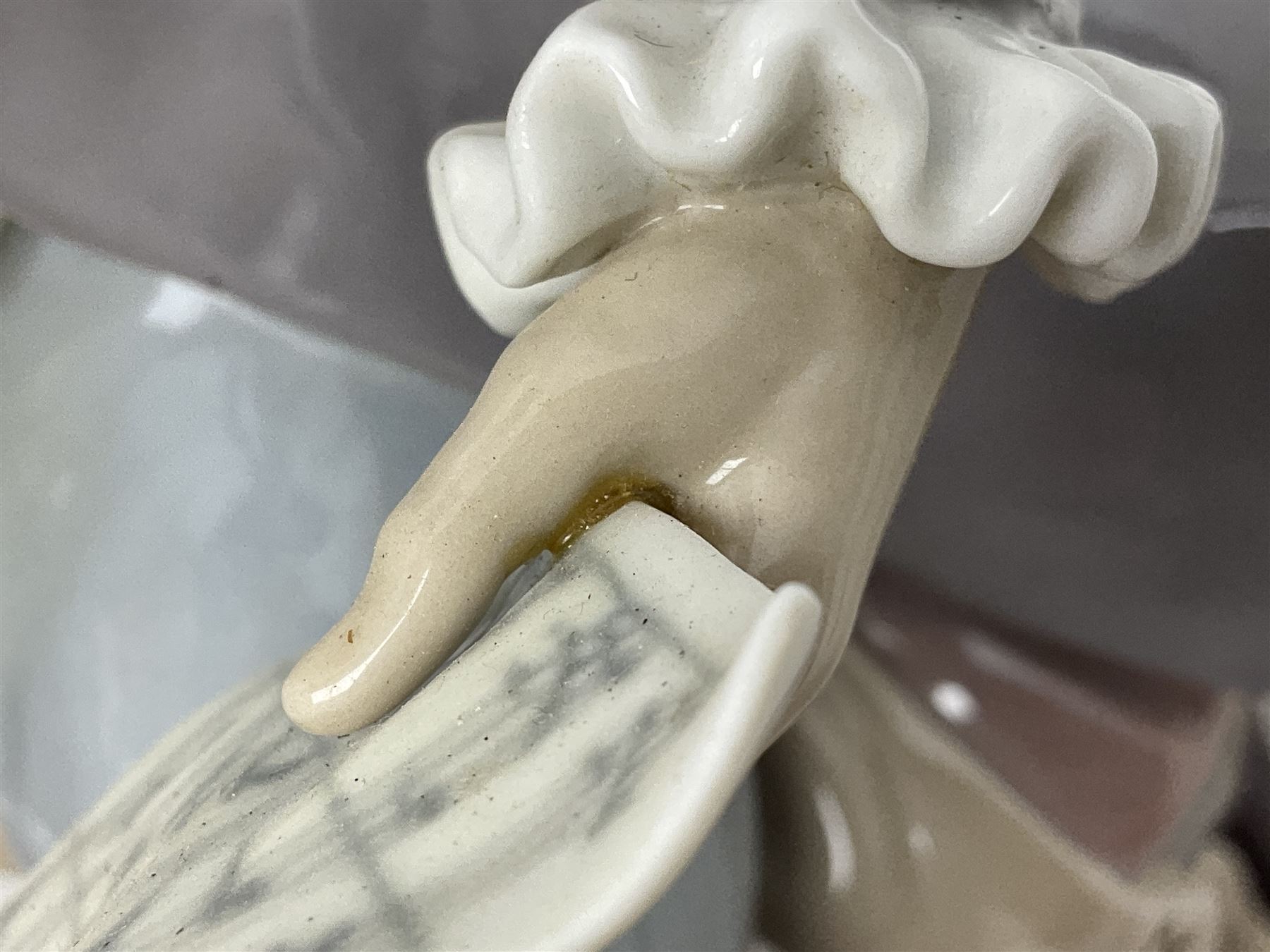 Lladro figure, Beethoven, limited edition 246/3000, Sculpted by Salvador Furio, no 5339, with original box year issued 1985, year retired 1993, H34cm