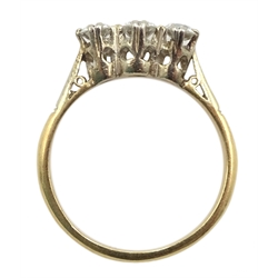 15ct gold three stone round brilliant cut diamond ring, total diamond weight approx 0.40 carat