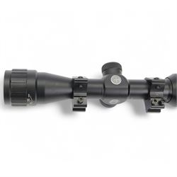 Hawke 'Vantage 14111 2-7x32 AO Mil Dot' scope, with box