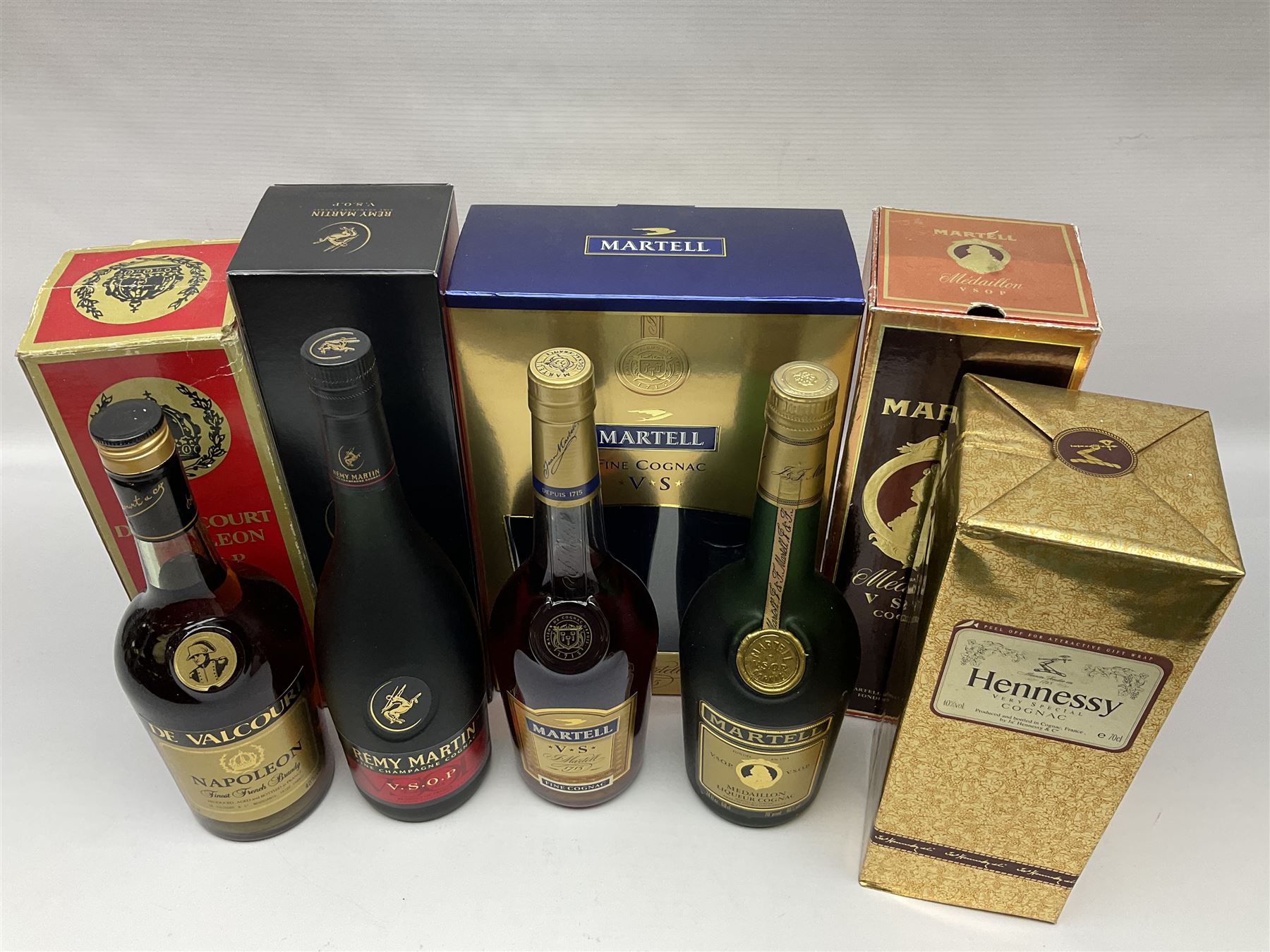 Mixed alcohol, to include Hennessy very special cognac, Martell VSOP cognac, De Valcourt Napoleon French brandy, etc, various contents and proof (5)