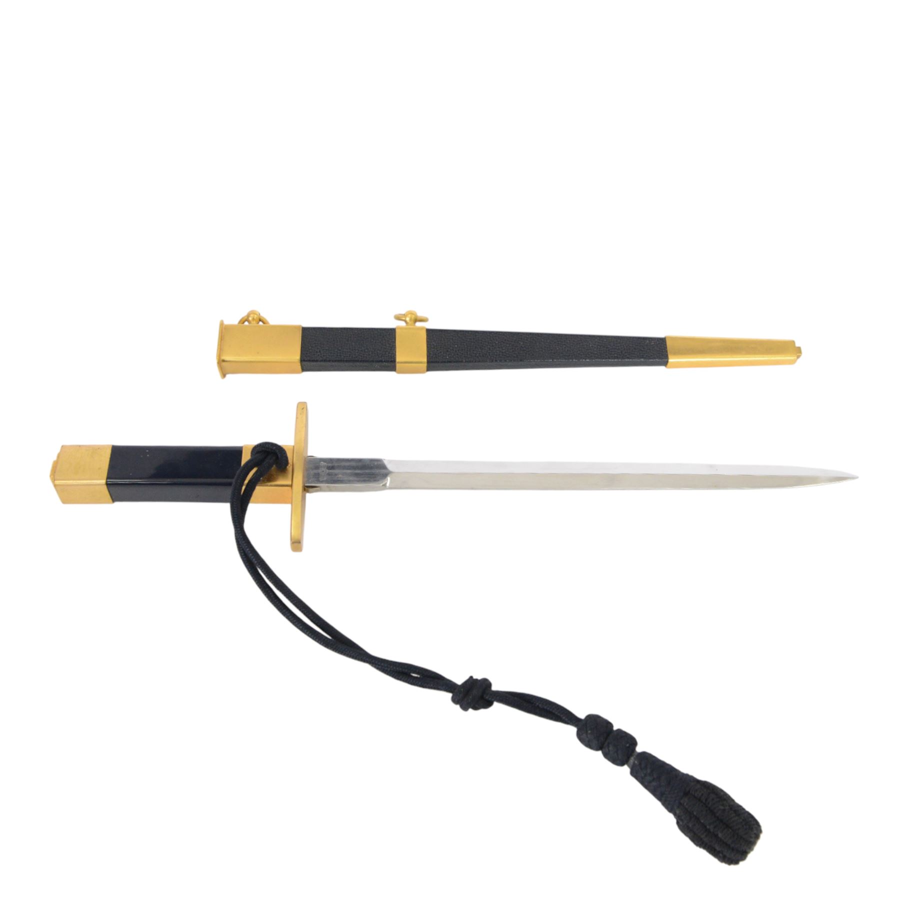 French Air Force officers dagger, with 26cm double edged blade, the riscasso marked with air force insignia, with brass cross guard, in leather scabbard with metal mounts and two hanging loops, complete with with sword knot, hanging straps and box 