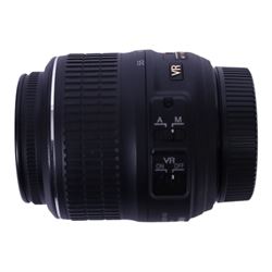 Five AF and AF-S lenses, comprising Nikon Nikkor AF-S 18-55mm 1:3.5-5.6G, Nikon Nikkor AF-S 55-200mm 1:4-5.6G ED, Nikon Nikkor 18-35mm 1:3.5-4.5G, Nikon Nikkor AF 50mm 1:1.8 D and a Tamron AF 28-75mm f/2.8 