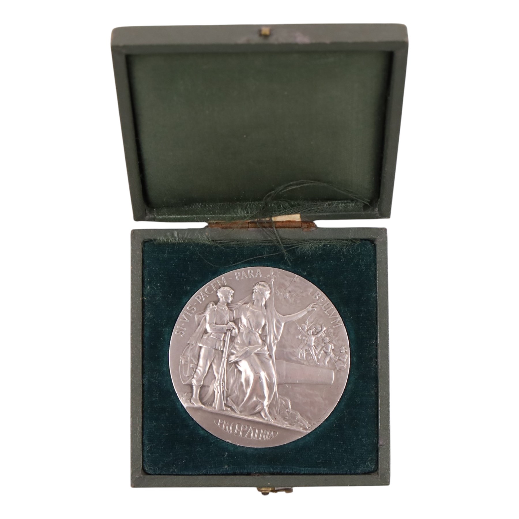 French Ministry of War silver physical training medal 1911, cased