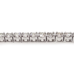  White gold round brilliant cut diamond line bracelet stamped 18K, diamond total weight 2.55 carat  