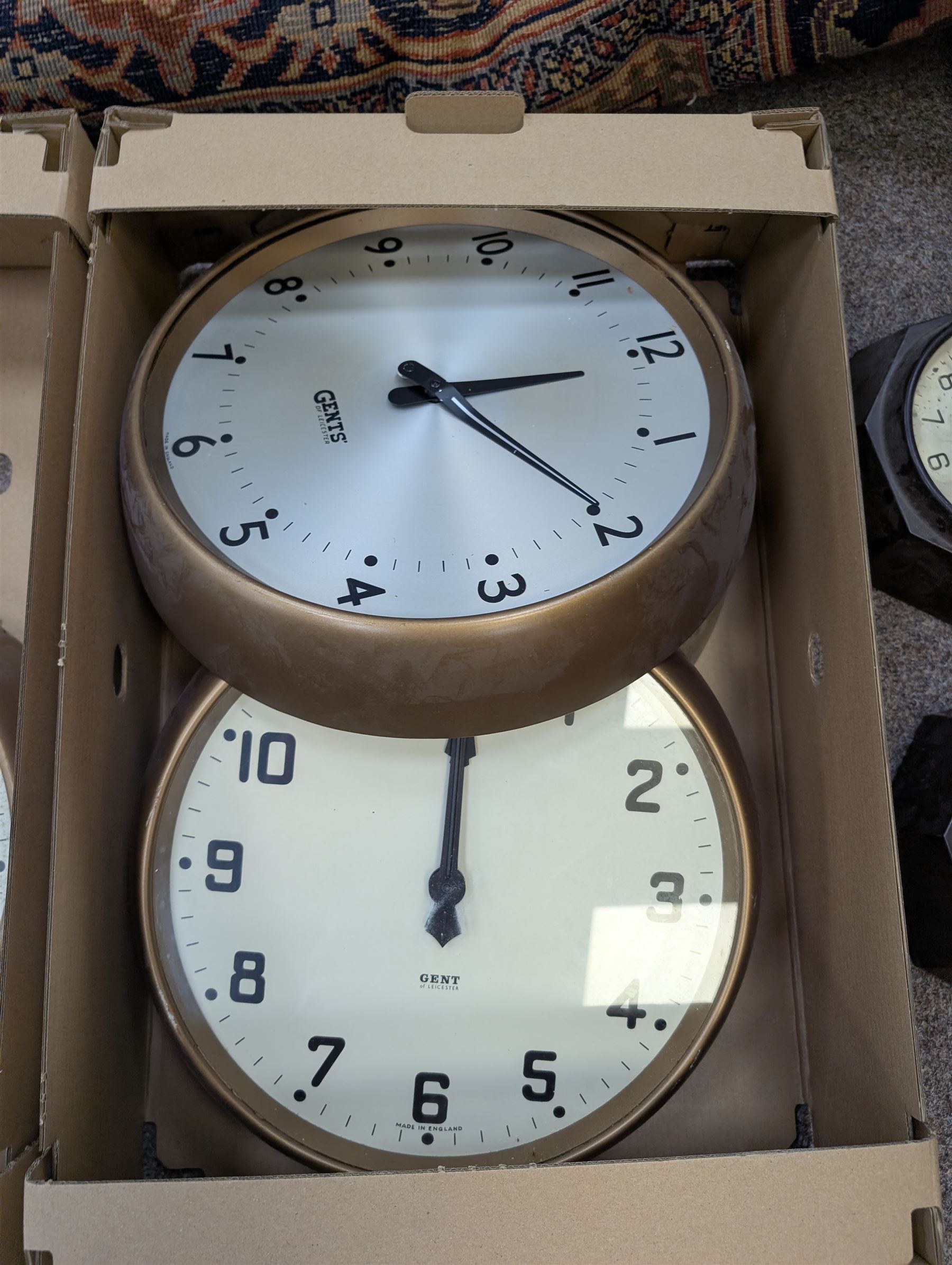 Gents and similar circular slave clocks, in two boxes