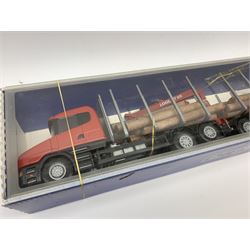 Emek 1;25 scale Scania T Timber Truck and Trailer No.70405; and Cararama Construction Series Heavy Duty Crane; both boxed (2)