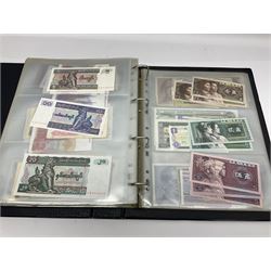 World and Great British banknotes to include Brazil, Canada, France, Germany, Ghana, Indonesia, Iraq, Hong Kong, Hungary, Japan, Vietnam, Zimbabwe, a collection of Chinese ‘Hell Money’, and quantity of ‘De La Rue Systems’ test notes, housed in ring binder and loose