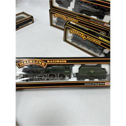 Seven Mainline Railways '00' gauge Jubilee Class 4-6-0 locomotives, comprising five 37062 in BR green livery, reworked as United Province no. 45578, Newfoundland no. 45573, Bellerophon no.45694, Nelson no. 45664 and no. 45691, 37047 Mars locomotive no. 45698 with Fowler tender in BR green livery and 936153 Western Australia locomotive no. 45568 in BR black livery, all boxed