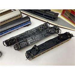 Tri-ang/Hornby '00' gauge - RS.606 Express Goods Set; boxed; eleven passenger coaches and twelve goods wagons (some boxed) by Hornby, Lima etc; and boxed Hornby Skaledale Station Building with platform