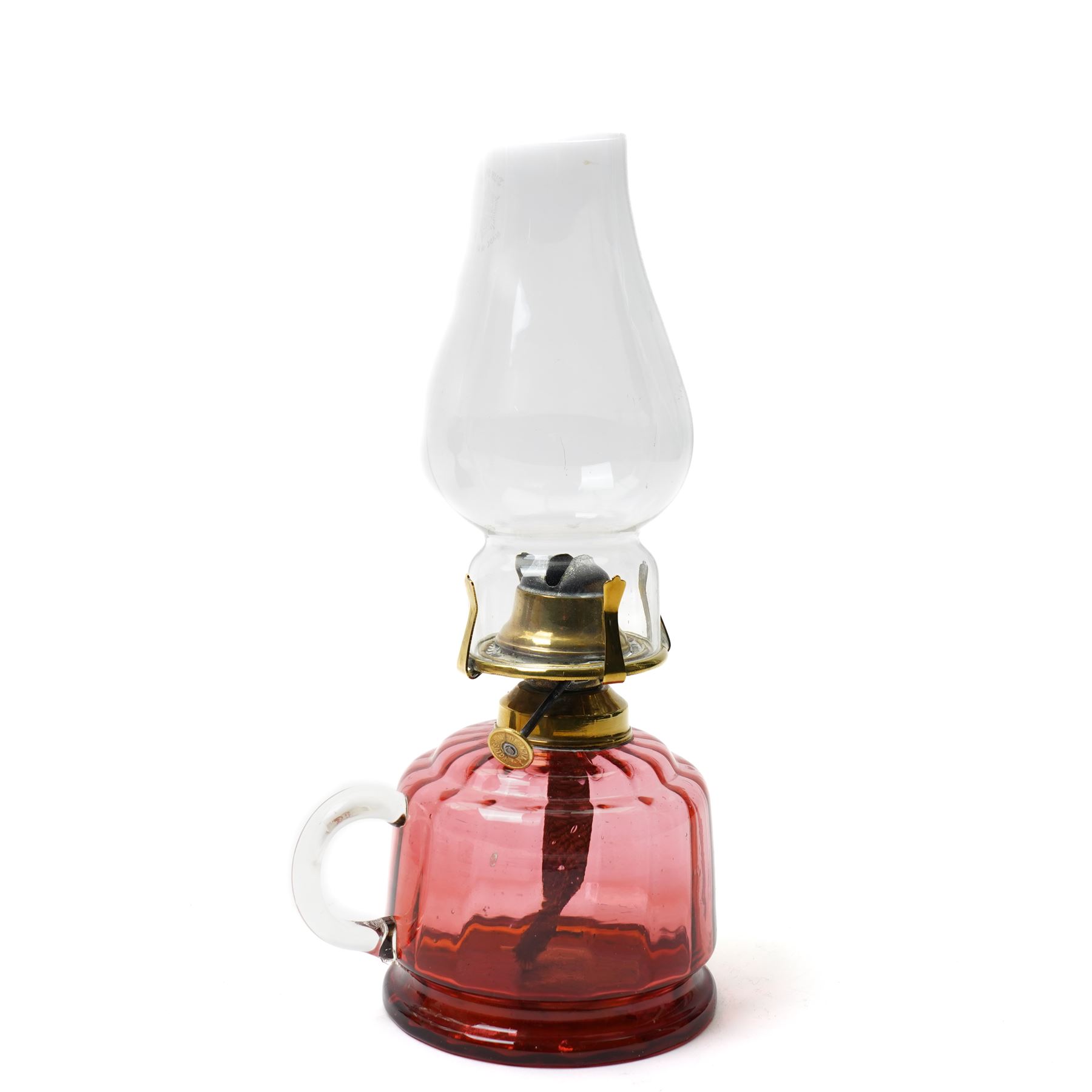 Late Victorian table oil lamp with green glass reservoir and metal base , cranberry glass oil lamp with loop handle and a pair of cranberry glass vases H30cm (4)