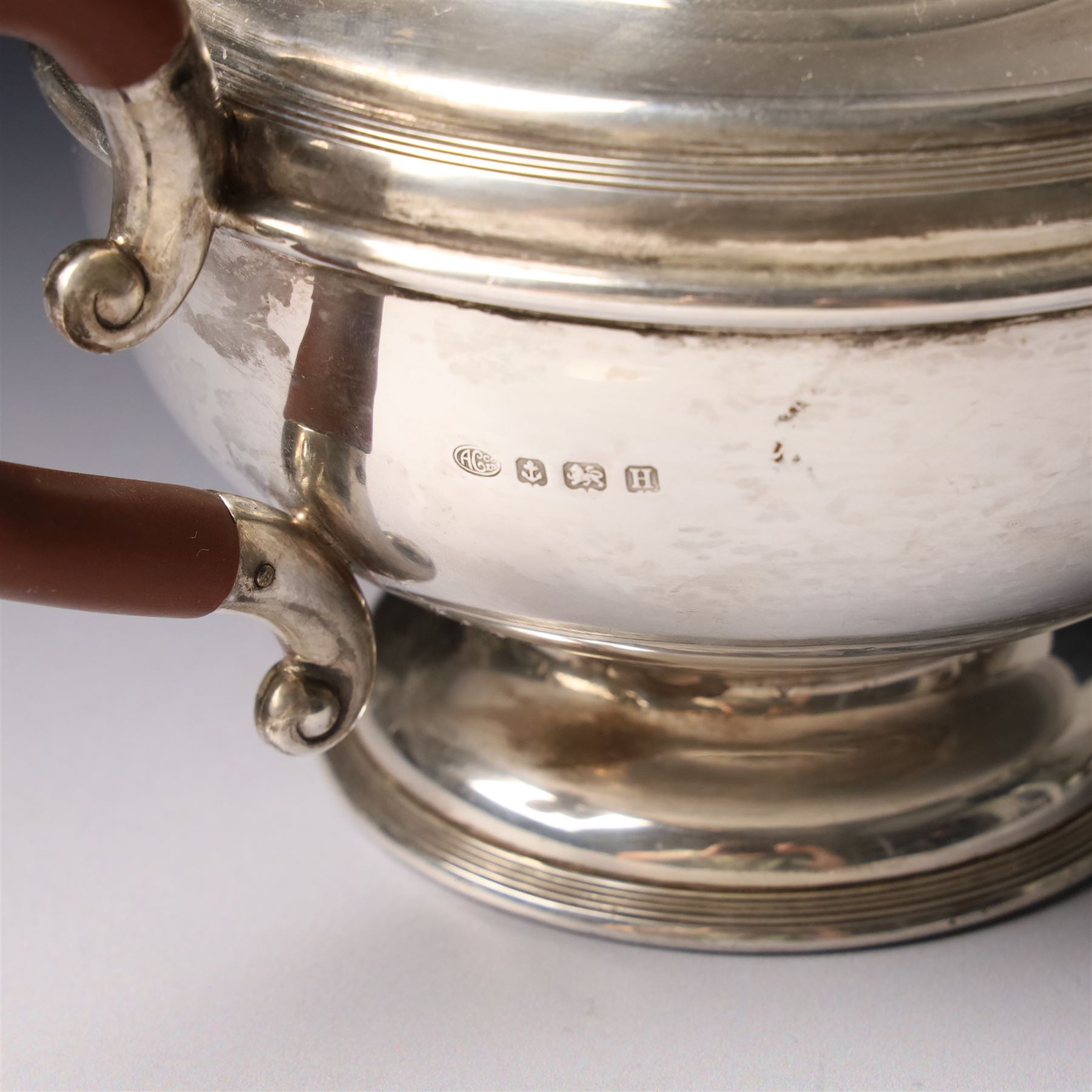 Silver circular teapot with presentation inscription Birmingham 1932 Maker Alexander Clark & Co Ltd 