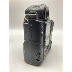 Canon EOS 1n Digital camera body, serial no. 260436, with 'Canon Zoom Lens EF 35-80mm 1:4-5.6 II Canon Inc. 52mm' lens, Kodak Professional DCS 520 digital module, and charger, serial no. K520C03165, together with Nikon F5 camera body with Kodak Professional DCS 760 digital module and charger, serial no. K760C03802