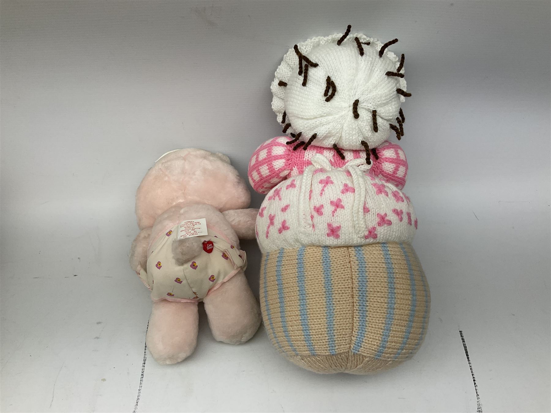 Ten soft tots including Chad Valley Lenny the Lion; Snoopy type dog; Fluffy Hedgehogs; pink Care Bear; souvenir bears for Niagara Falls, Benjamin Franklin and Andre Rieu; Rocky Mountaineer Traindriver; knitted Mrs. Tiggy-Winkle etc; all unboxed (10)