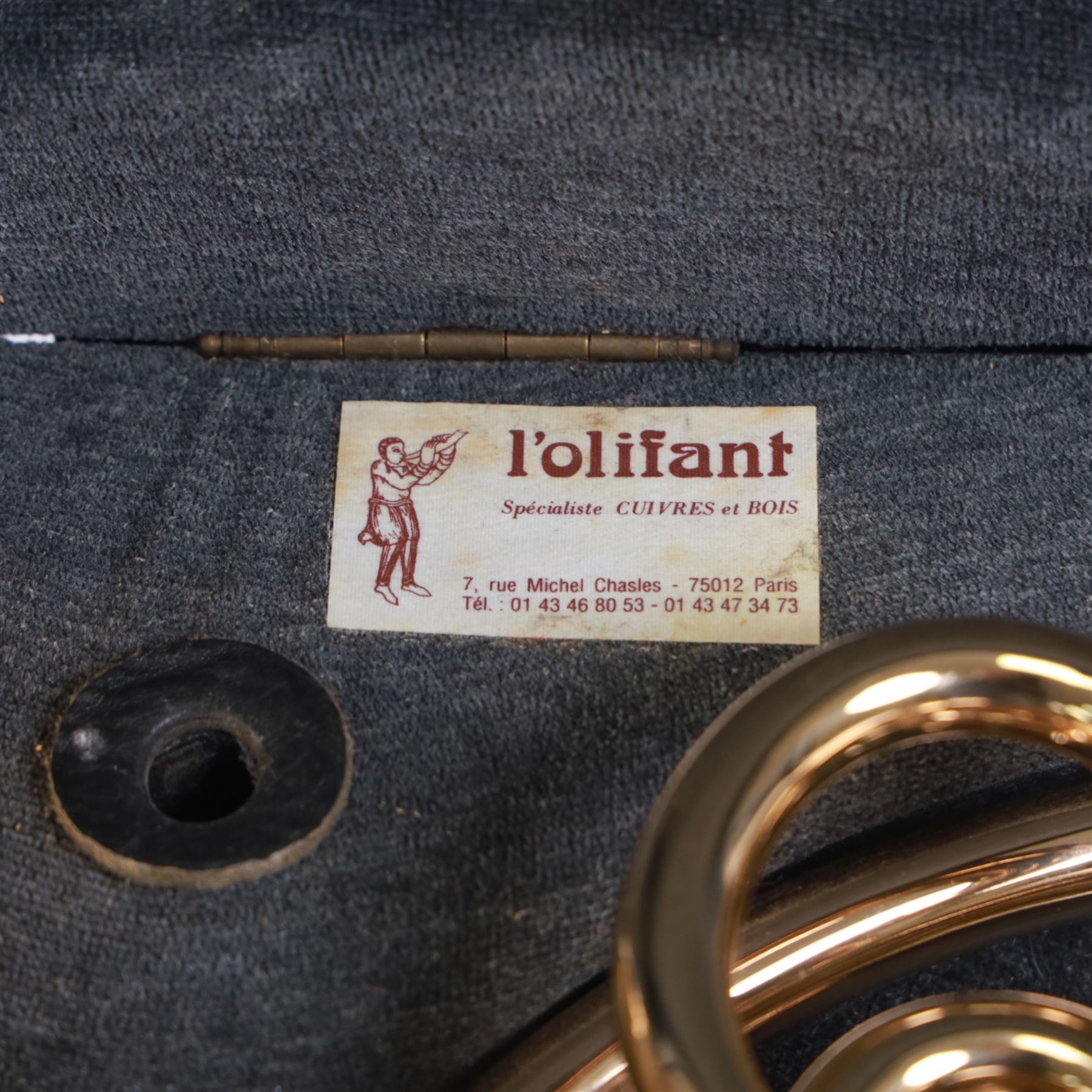 Paxman-Model 25L  French Horn, serial No 3015T. with a fixed bell incorporating the Merewether system of Horn design, in a  yellow lacquered finish with nickel silver valve casings, with Denis Wick precision mute, padded soft carrying case and carrying strap