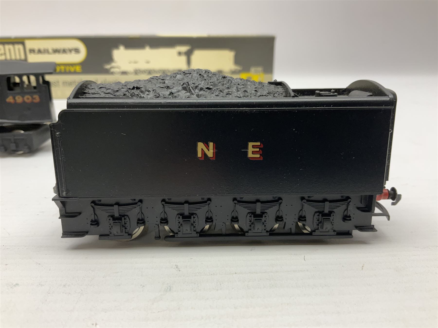 Wrenn '00' gauge - two Class A4 4-6-2 locomotives - 'Peregrine' No.4903 in NE Black; and 'Golden Eagle' No.4482 in LNER Green; both boxed with instructions (2)