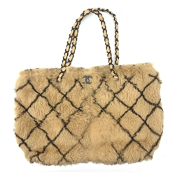 バッグ Jeweled Givenchy Tote Rabbit Fur Trim Jeweled Givenchy Tote Rabbit Fur Trim - メルカリ
