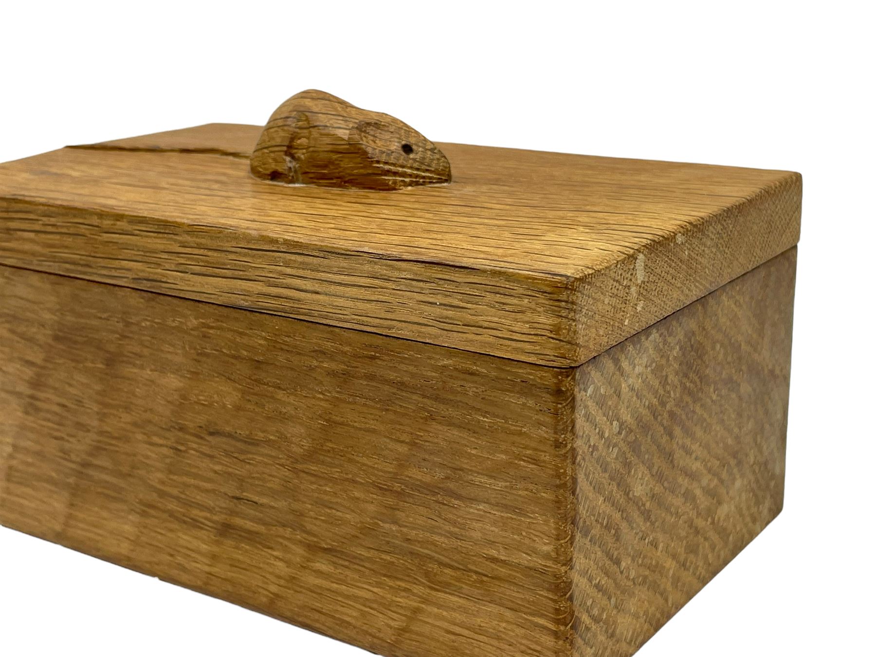 'Mouseman' tooled oak trinket box, rectangular form with lid carved with mouse signature, by Robert Thompson of Kilburn 