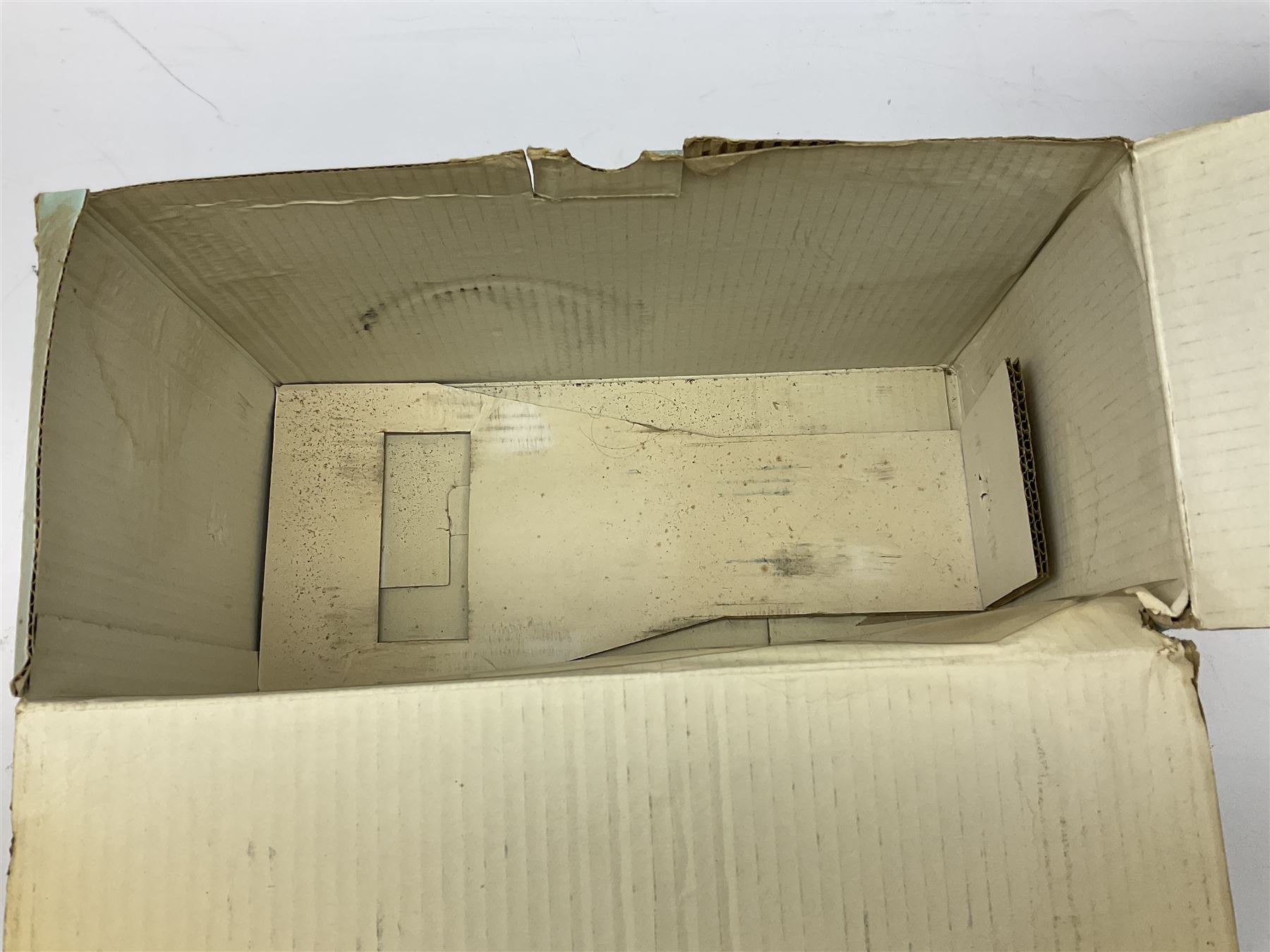 Wilesco steam roller traction engine, boxed