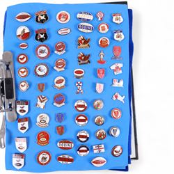 Rugby League Hull KR enamel badges, including Millennium Magic Weekend, 1st Game in Superleague, National League Grand Final and other examples, (approximately 230)