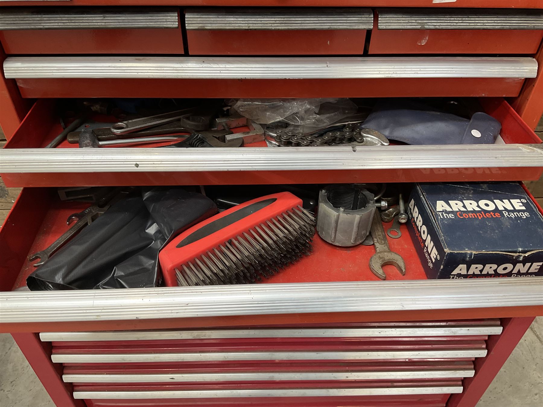 Britool, Halfords and Stack-on red tool chests with contents