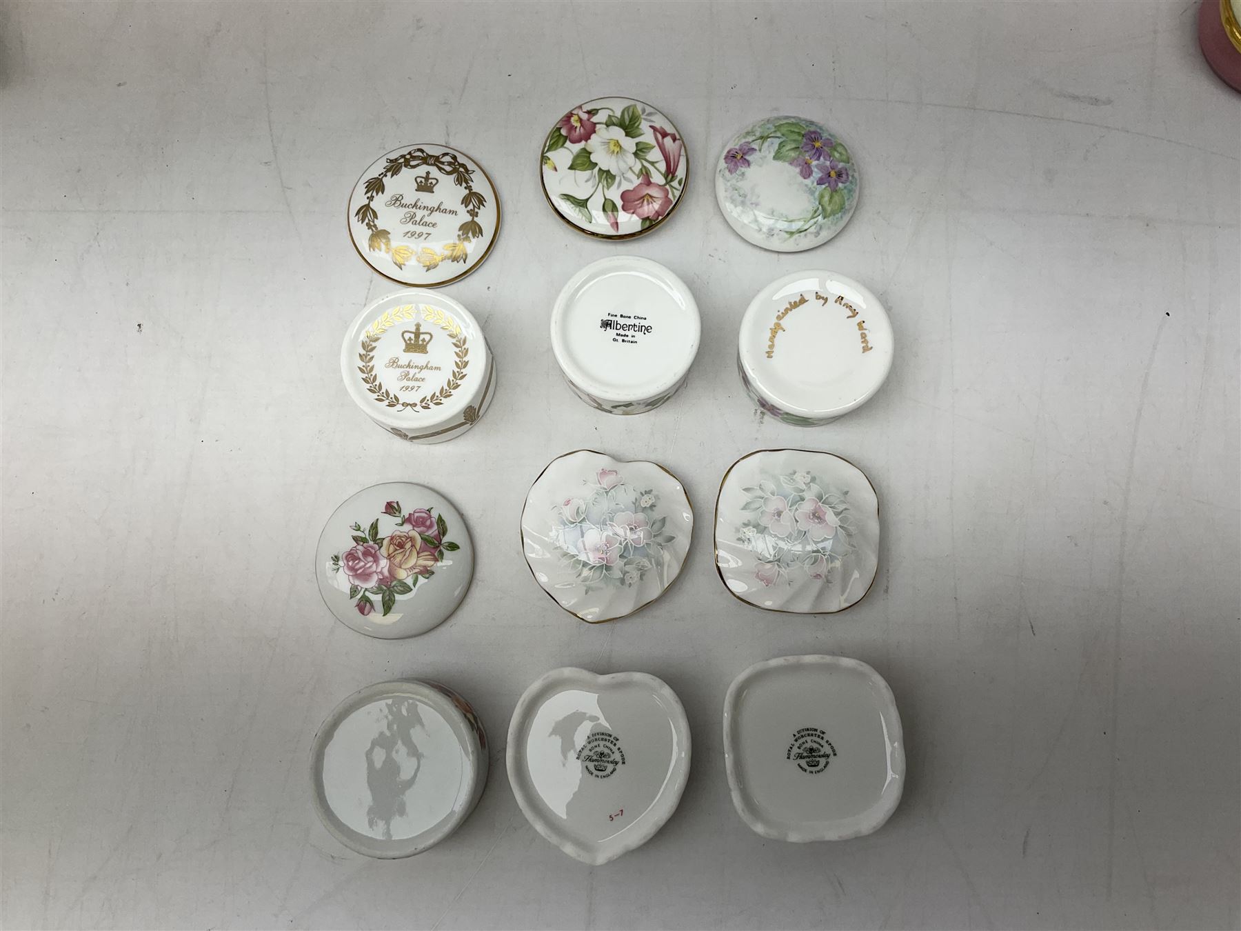 Two Crummles enamel trinket boxes to include William Wordsworth example and a larger example decorated with roses and other flowers, boxed Royal Worcester Golden Jubilee box, two Aynsley boxes, Dresden box, Hammersley and Aynsley examples decorated with birds etc
