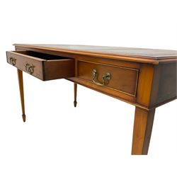 Bevan Funnell reprodux Georgian style yew wood library table, with leather top 
