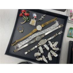 Silver-gilt drip design Lucy Q necklace, designed by Lucy Quartermaine, amber necklaces, silver-gilt stone set heart pendant, 10ct gold single stone set stud earrings, silver interchangeable pearl hoop earrings and a collection of costume jewellery and wristwatches 