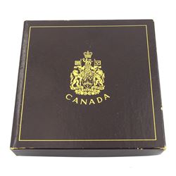 Canadian Olympic 100 dollars 22ct gold proof coin by the Royal Canadian Mint, boxed