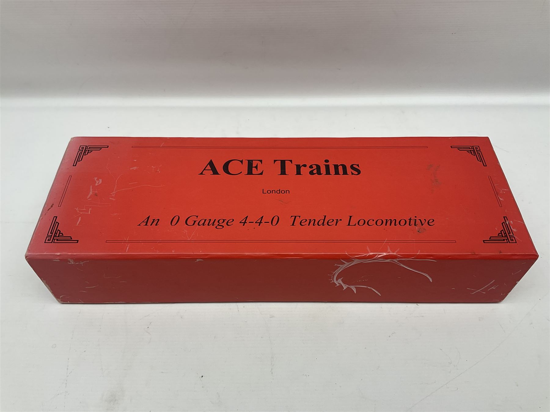 Ace Trains '0' gauge - E3 '2006 Celebration Class' 4-4-0 tender locomotive No.2006 in LNER green; boxed with original packaging and instructions.