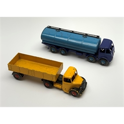 Dinky - Foden 14-Ton Tanker No.504 in two-tone blue; and Bedford Articulated Lorry No.521, both boxed (2)