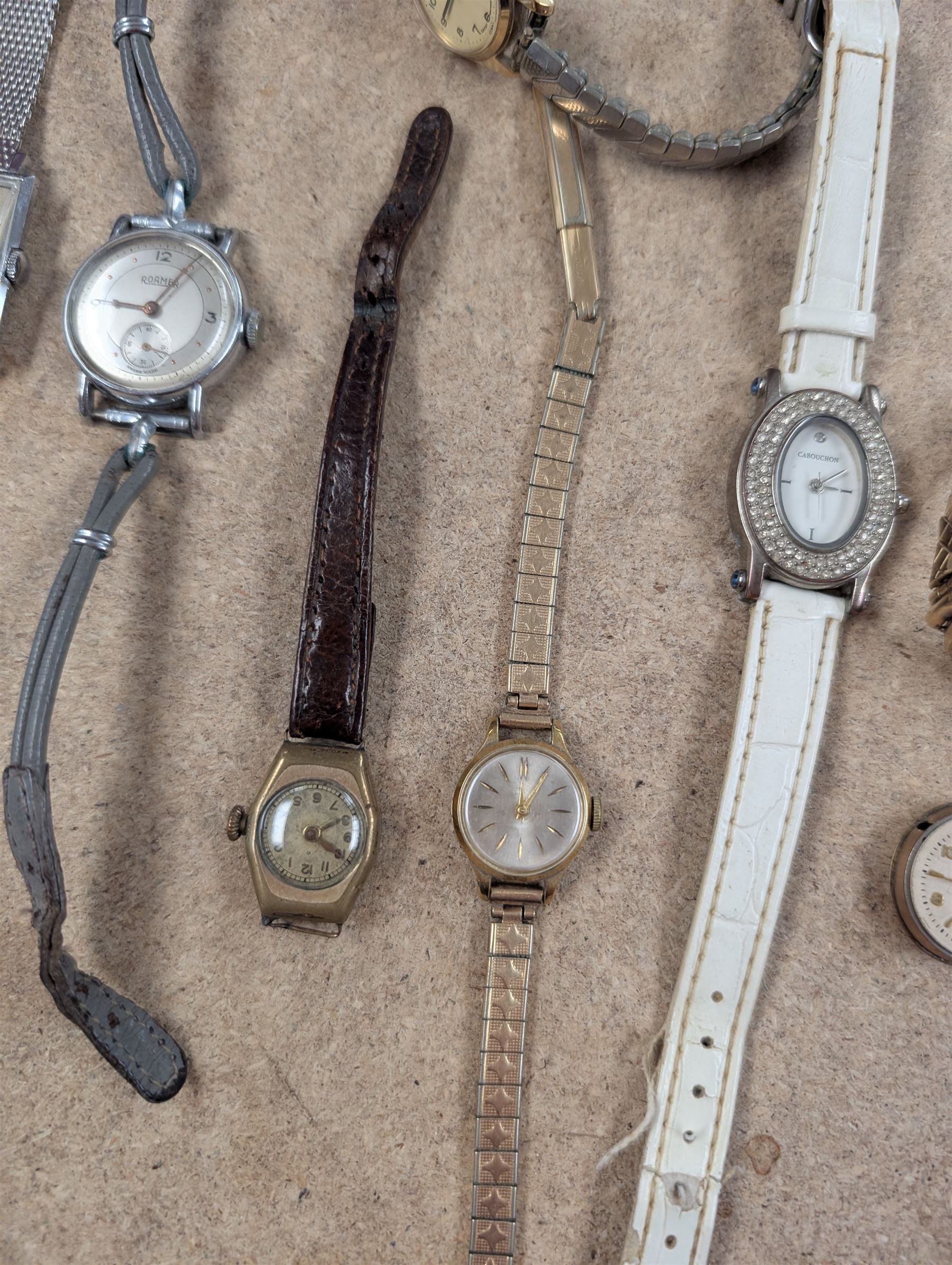 Collection of wristwatches, including ladies 9ct gold cased Avia 15 jewels wristwatch on plated strap, gentleman's Seiko 5 wristwatch etc