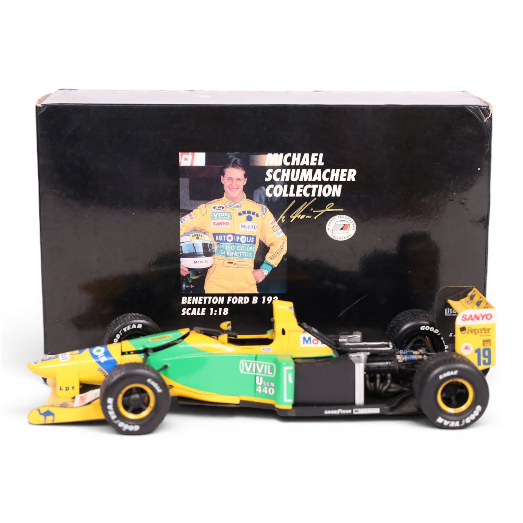 Paul's Model Art 1:18 Michael Schumacher Collection Benetton Ford B192 #19 car with Mobil decals, boxed