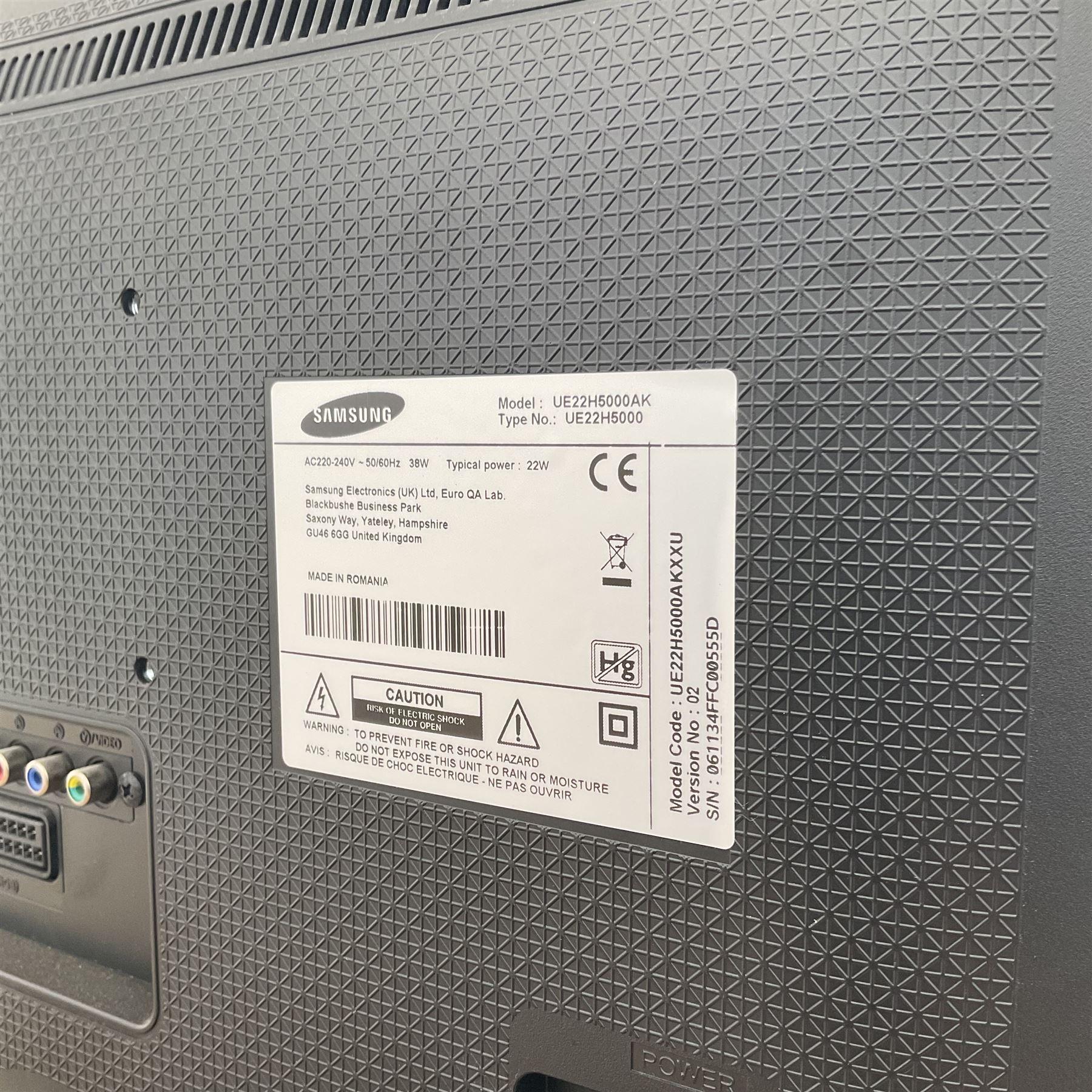 Small Samsung UE22H5000AK tv with remote - THIS LOT IS TO BE COLLECTED BY APPOINTMENT FROM DUGGLEBY STORAGE, GREAT HILL, EASTFIELD, SCARBOROUGH, YO11 3TX