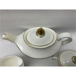 Royal Doulton English Renaissance pattern tea service, comprising teapot, milk jug, open sugar bowl, covered sugar bowl, seven cups, eight saucers and eight side plates (27)