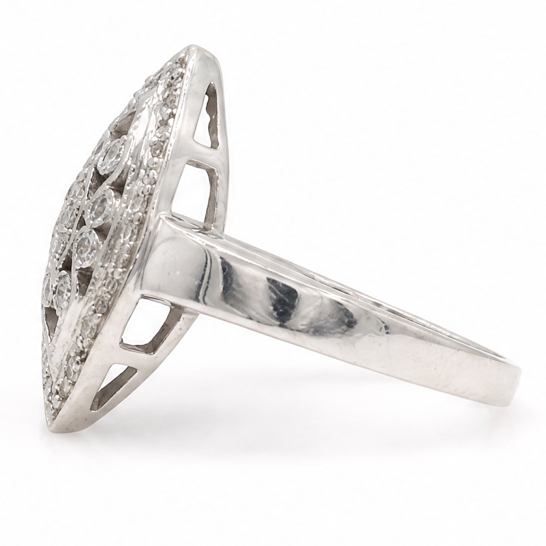 18ct white gold diamond marquise shaped ring, milgrain set with round cut diamonds, London 2004, total diamond weight approx 0.25 carat