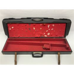 Browning black plastic shotgun case to accommodate 76.2cm (30