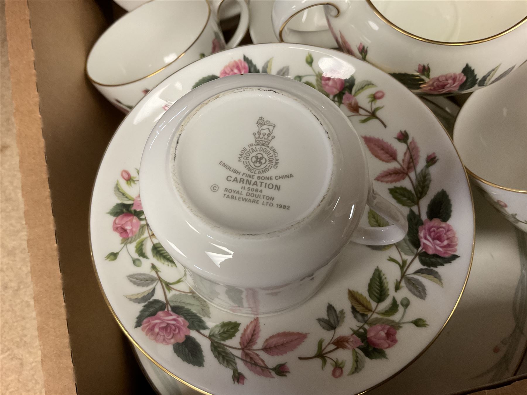 Paragon part dinner service in Belinda pattern, including teapot, six tea cups and saucers, dinner plates etc, together with Royal Doulton part tea service in Carnation pattern, Wedgwood part tea service in Hathaway Rose