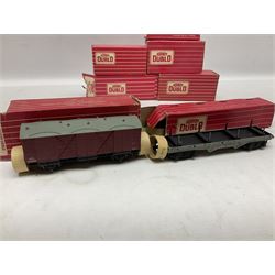  Hornby Dublo - sixteen wagons comprising 4300, 4305, 4313, 4320, 4610, 4626 x 2, 4627, 4635, 4647, 4658, 4665, 4675, 4678 and 4680 x 2; all boxed; together with five unboxed wagons (21)